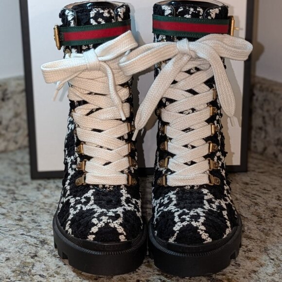 Gucci GG Tweed Snake Sole Boots Black Ivory 37 w/ Box & Dust Bags - Near Mint - Picture 2 of 13